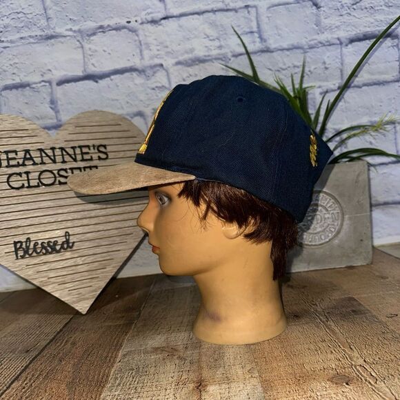 Vintage MGM Grand Las Vegas SnapBack - Picture 4 of 8